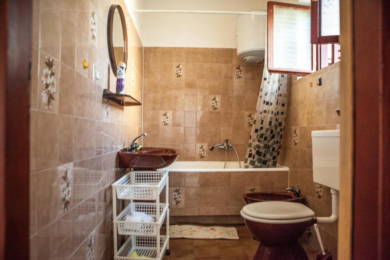 Apartments Alma ノヴァリャ エクステリア 写真