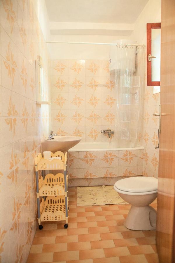 Apartments Alma ノヴァリャ エクステリア 写真